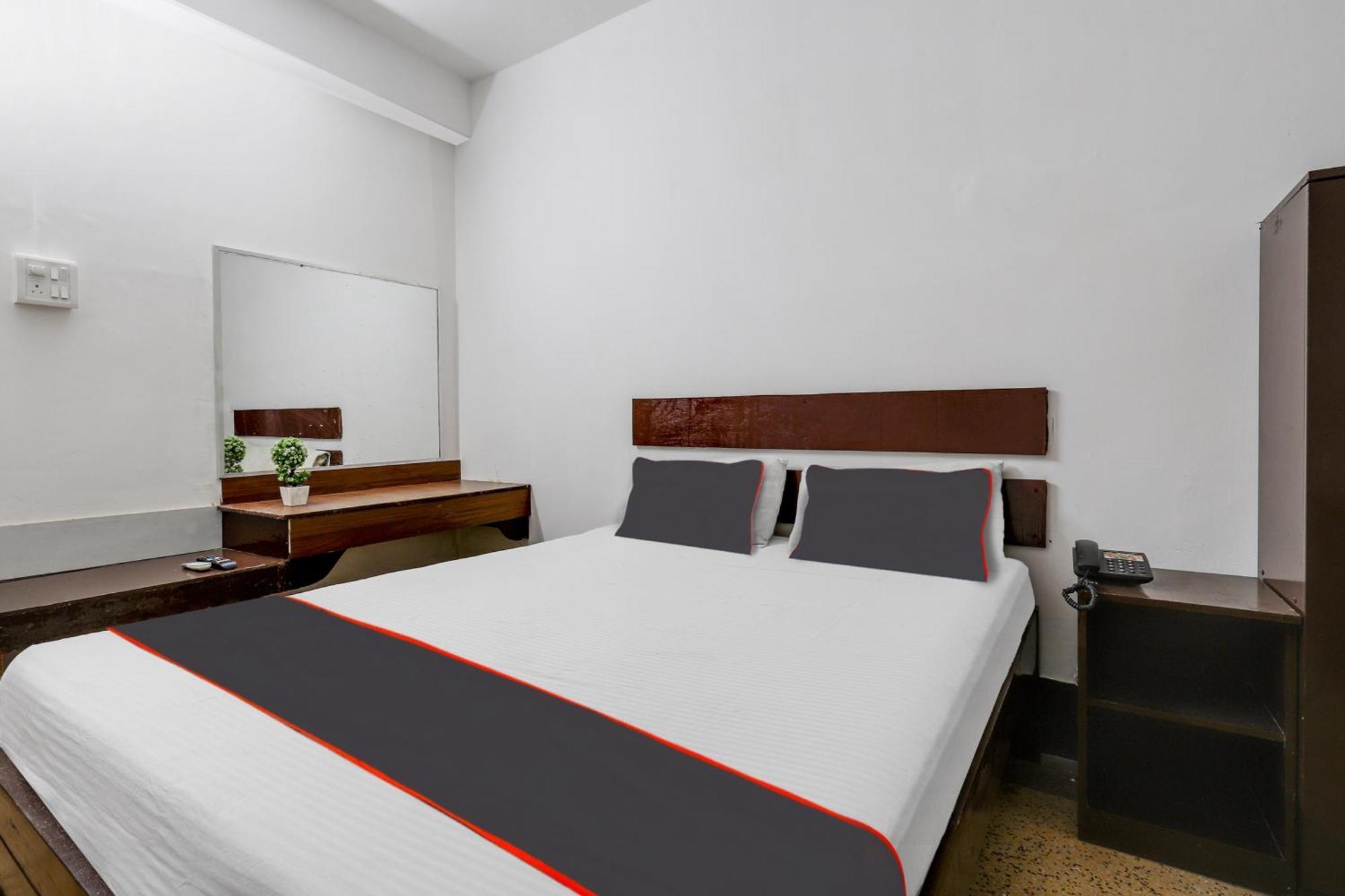 Spot On Hotel Nor' - East Guwahati Exterior foto